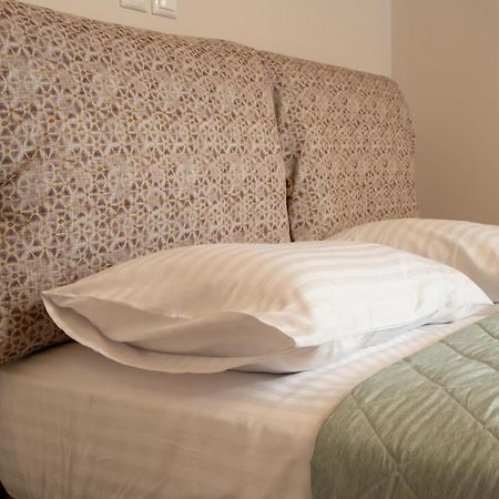 Comfy & Stylish Apt In Ioannina Appartement Buitenkant foto