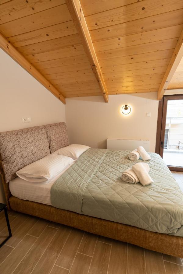 Comfy & Stylish Apt In Ioannina Appartement Buitenkant foto